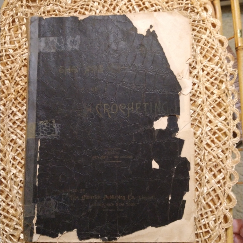 The Art of Crocheting The Butterick Publishing Co.